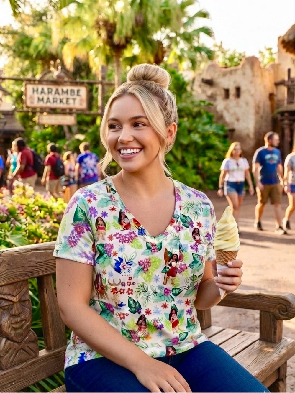 POSH PEANUT 🌺sz XL Moana floral movie characters v neck 14/16 18 tee T-shirt